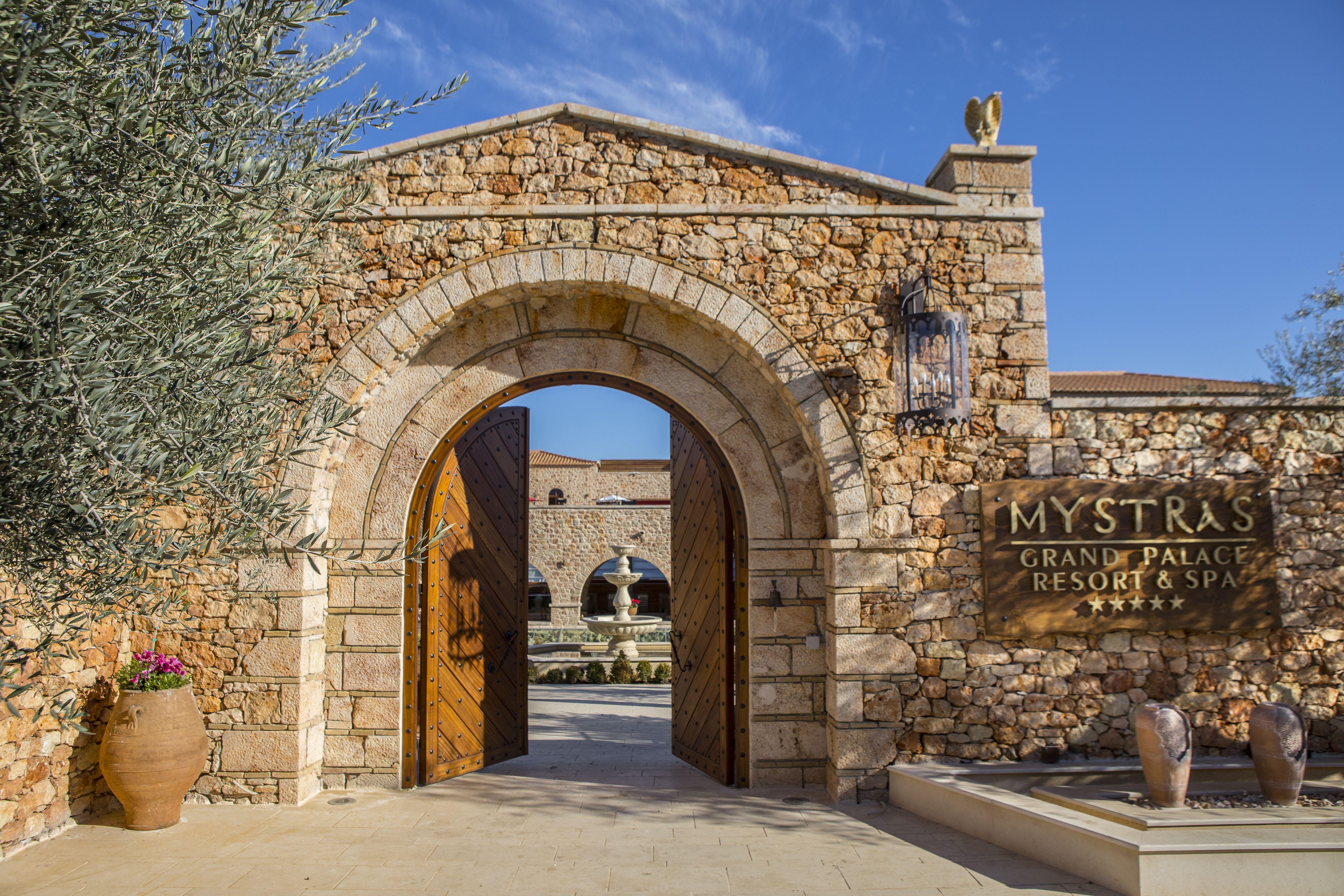 Mystras Grand Palace Resort & Spa Bagian luar foto