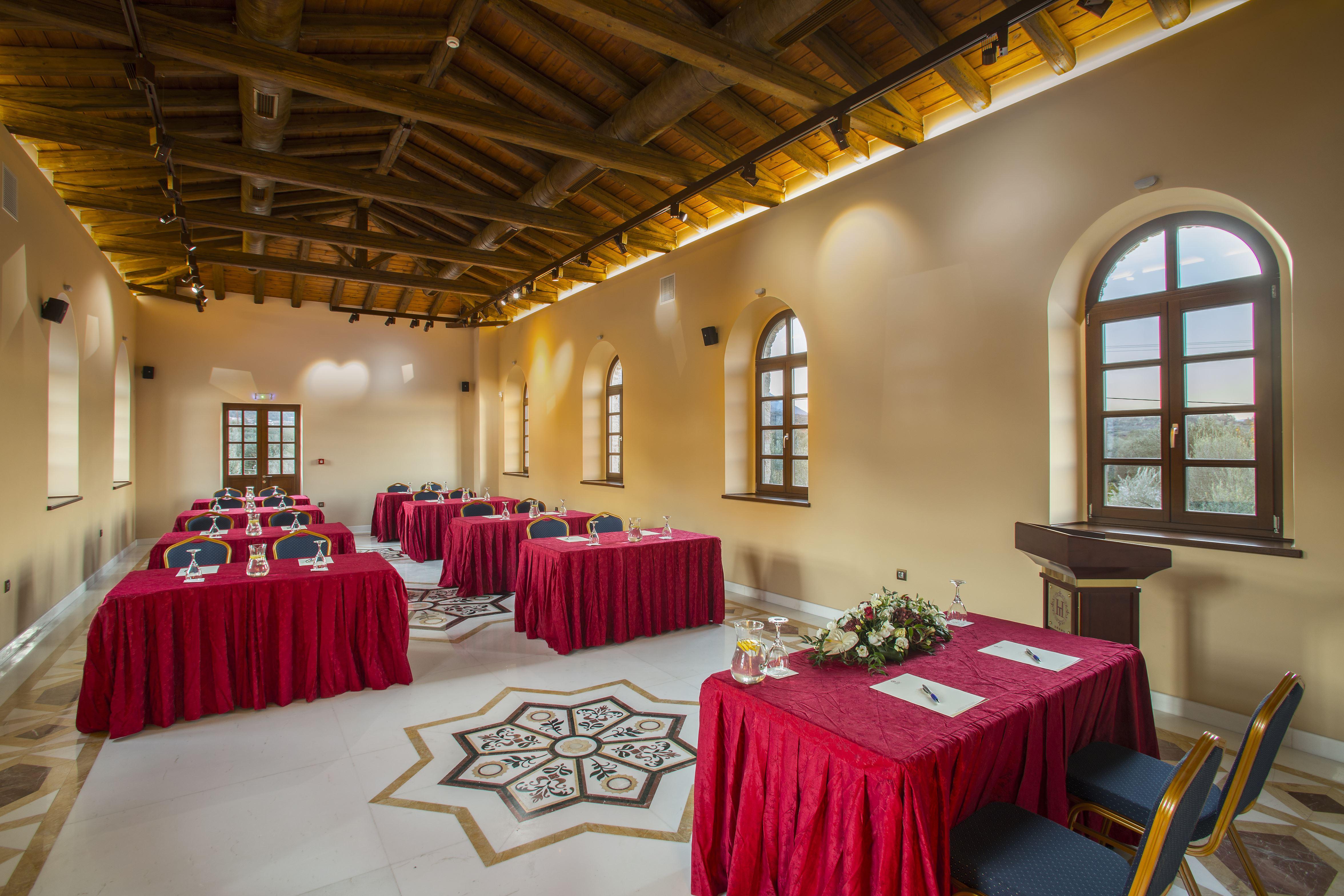 Mystras Grand Palace Resort & Spa Bagian luar foto