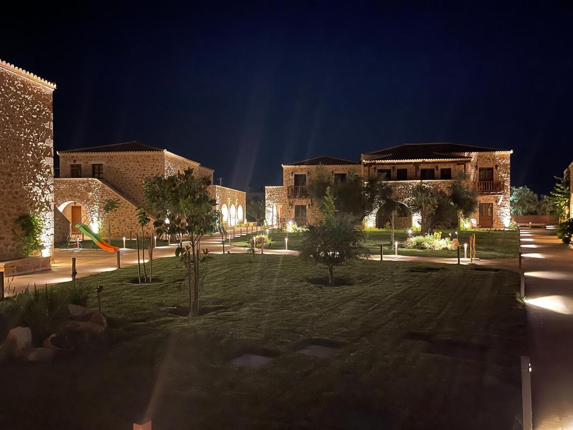 Mystras Grand Palace Resort & Spa Bagian luar foto